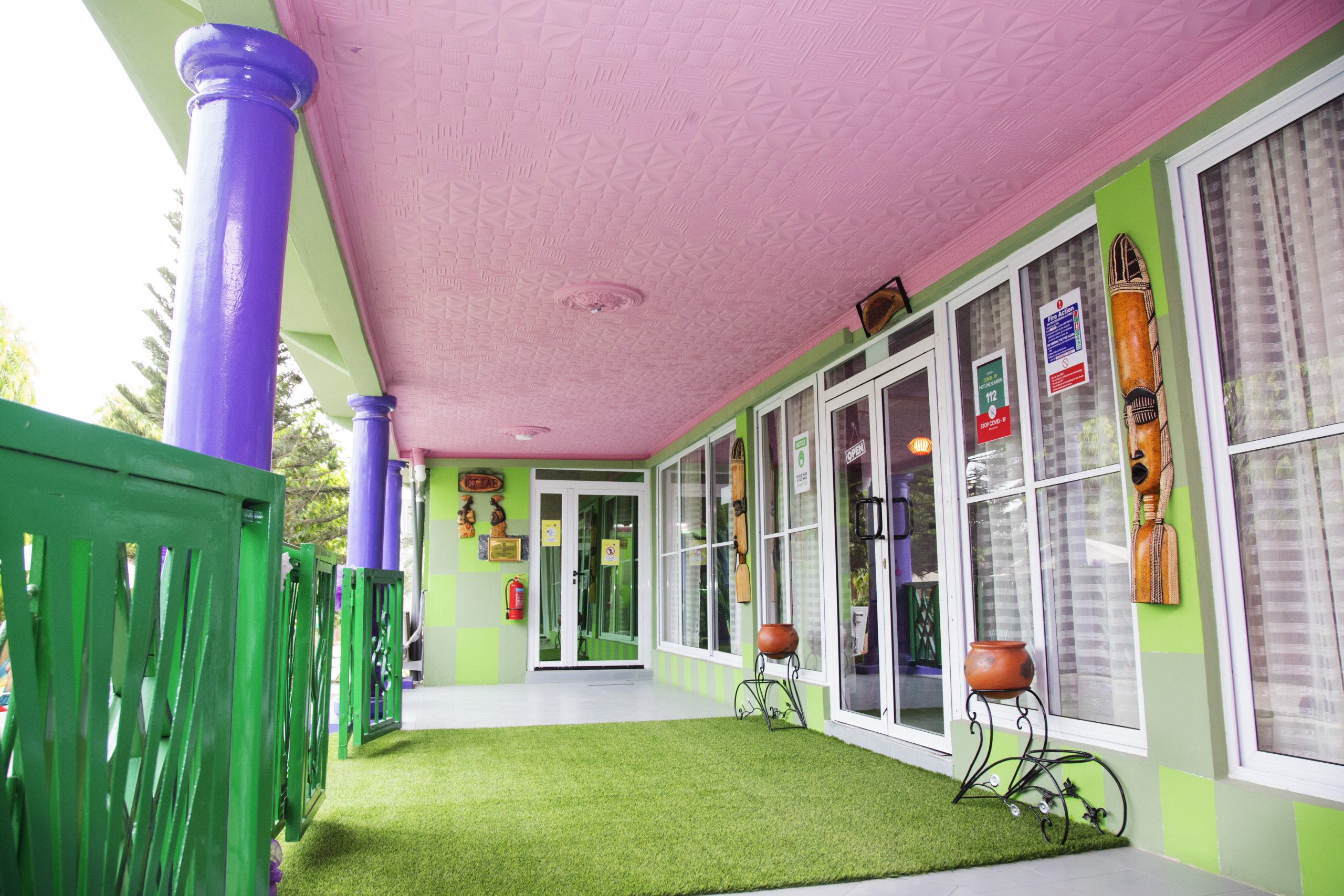 Front view - Guesthouse